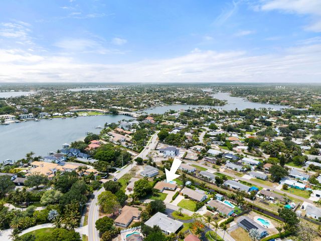 303 W Norfolk Road, Jupiter, FL 33469
