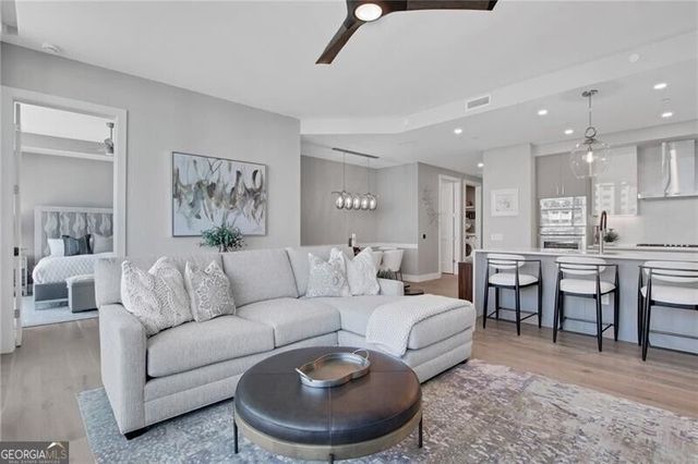 2425 Peachtree Road NE 1203, Atlanta, GA 30305