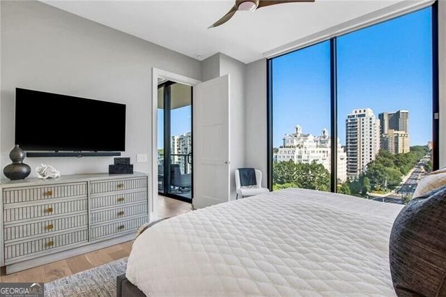 2425 Peachtree Road NE 1203, Atlanta, GA 30305