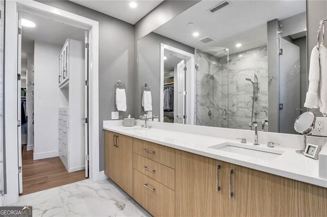 2425 Peachtree Road NE 1203, Atlanta, GA 30305