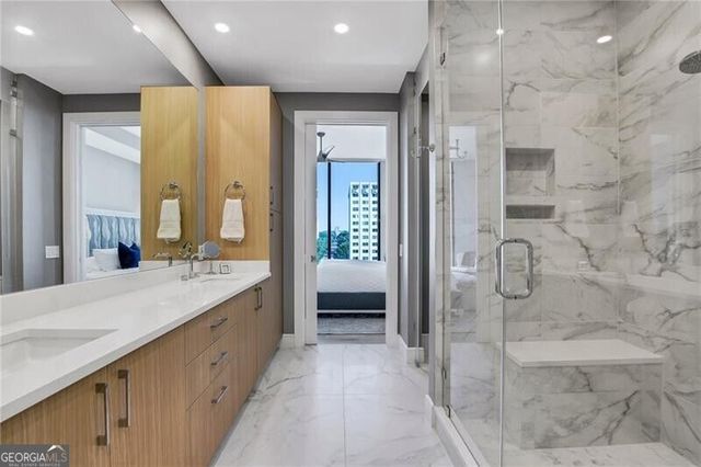 2425 Peachtree Road NE 1203, Atlanta, GA 30305