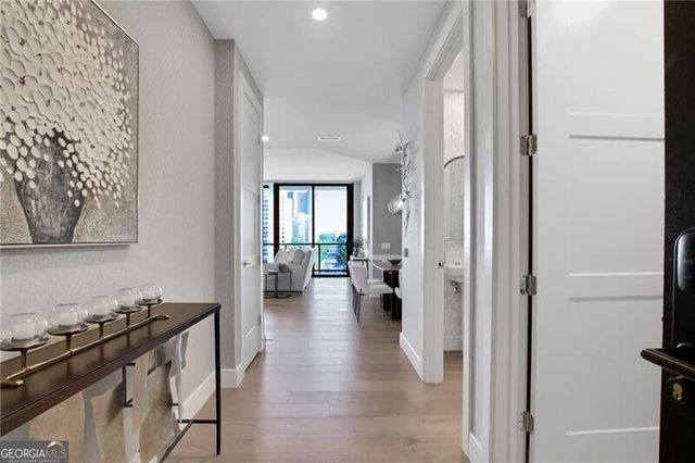 2425 Peachtree Road NE 1203, Atlanta, GA 30305