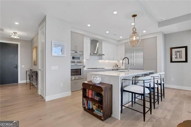 2425 Peachtree Road NE 1203, Atlanta, GA 30305