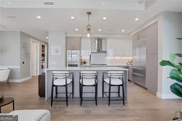 2425 Peachtree Road NE 1203, Atlanta, GA 30305