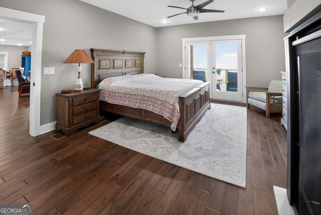 945 Hickory Nut Mountain Road, Clarkesville, GA 30523