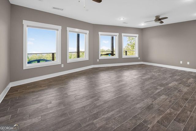945 Hickory Nut Mountain Road, Clarkesville, GA 30523