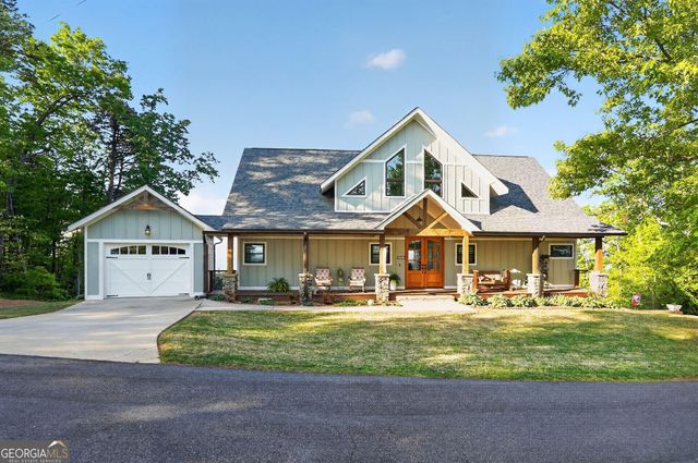 945 Hickory Nut Mountain Road, Clarkesville, GA 30523