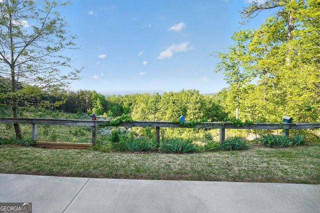 945 Hickory Nut Mountain Road, Clarkesville, GA 30523