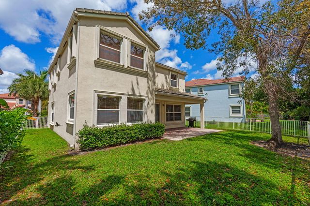 9723 Phipps Lane, Wellington, FL 33414