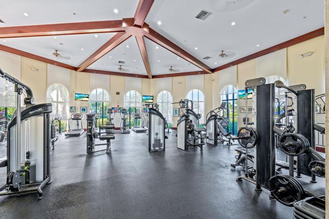 9723 Phipps Lane, Wellington, FL 33414