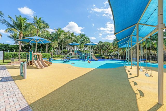 9723 Phipps Lane, Wellington, FL 33414