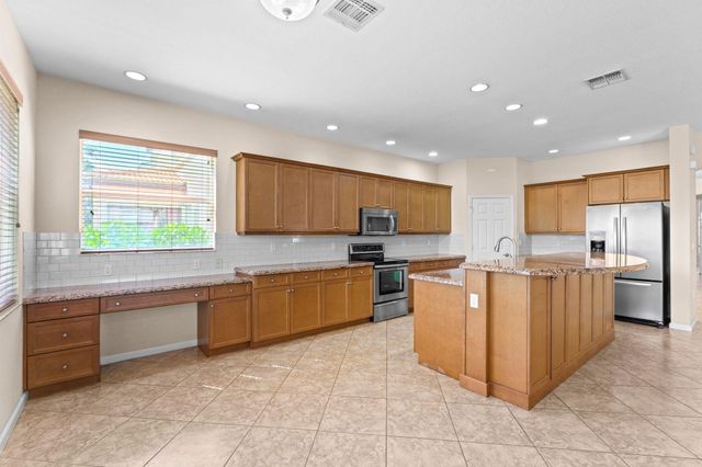 9723 Phipps Lane, Wellington, FL 33414