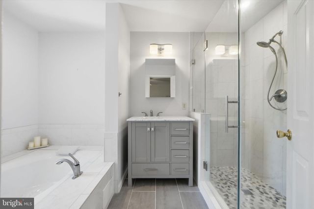 6543 TARTAN VISTA DR, Alexandria, VA 22312