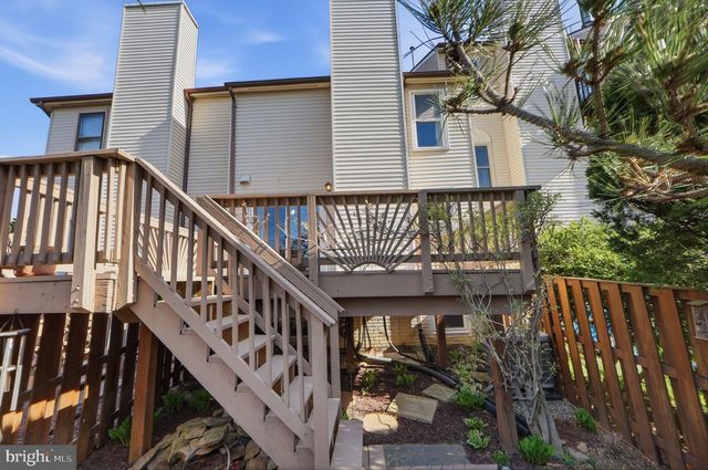 6543 TARTAN VISTA DR, Alexandria, VA 22312