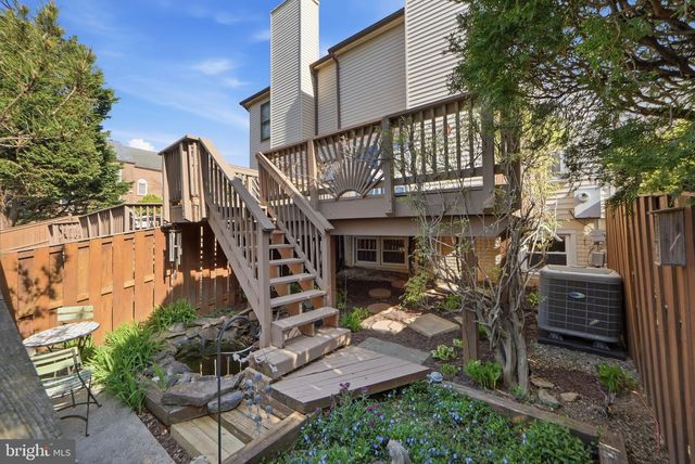 6543 TARTAN VISTA DR, Alexandria, VA 22312