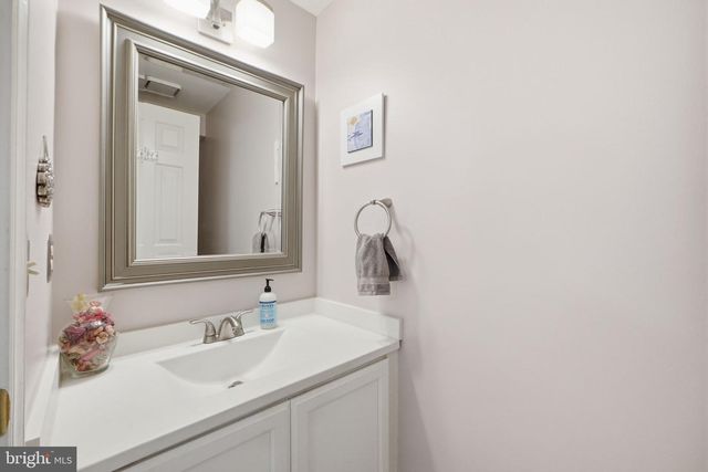 6543 TARTAN VISTA DR, Alexandria, VA 22312