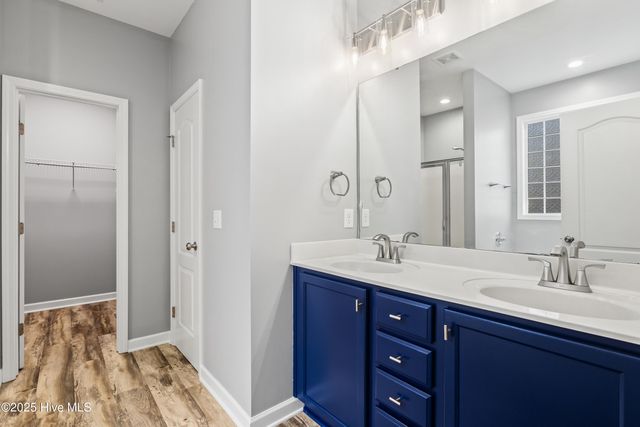 205 Peggys Trace, Sneads Ferry, NC 28460