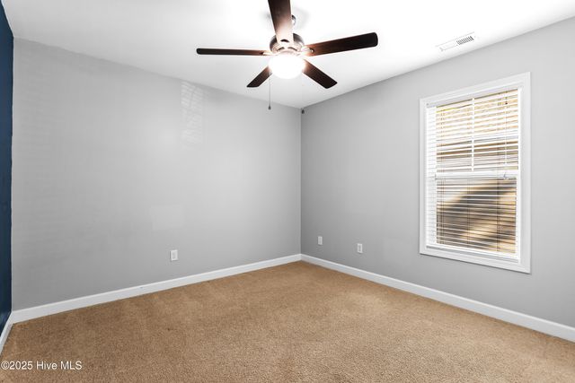 205 Peggys Trace, Sneads Ferry, NC 28460