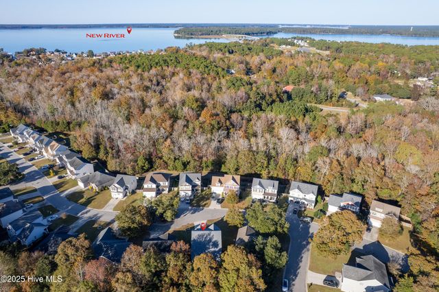 205 Peggys Trace, Sneads Ferry, NC 28460