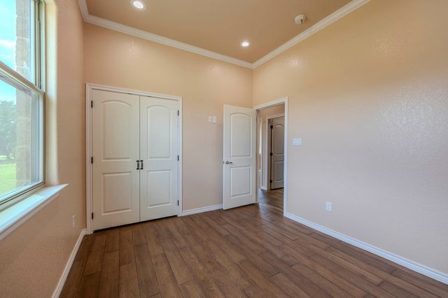 3024 Red Oak Drive, Granbury, TX 76048