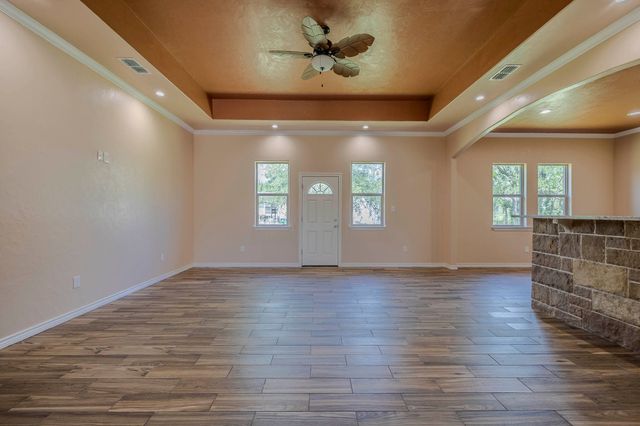 3024 Red Oak Drive, Granbury, TX 76048