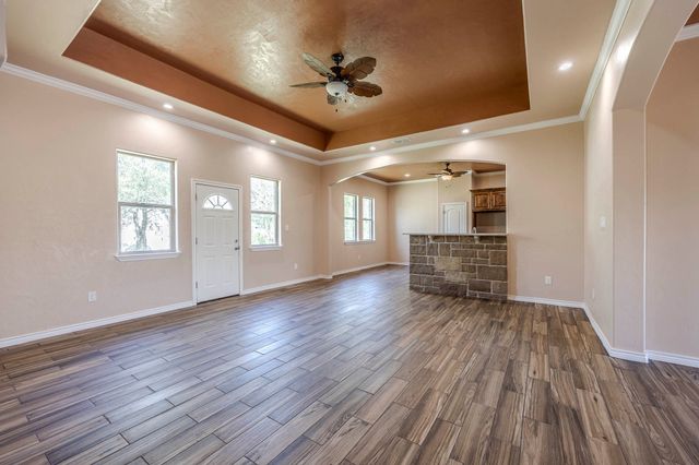 3024 Red Oak Drive, Granbury, TX 76048
