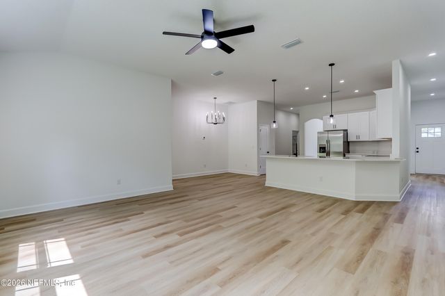223 S 7TH Street, Macclenny, FL 32063