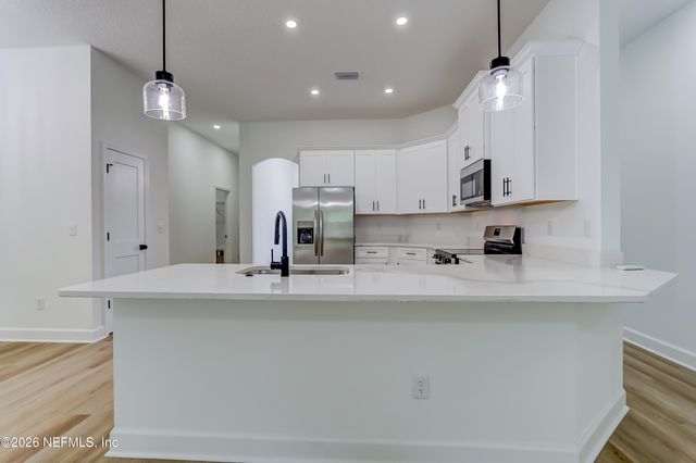 223 S 7TH Street, Macclenny, FL 32063