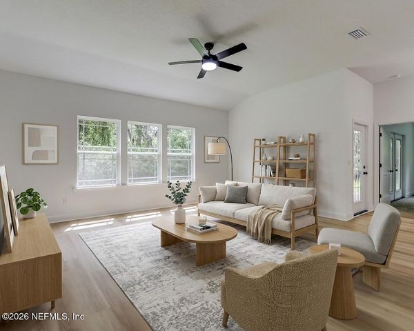 223 S 7TH Street, Macclenny, FL 32063