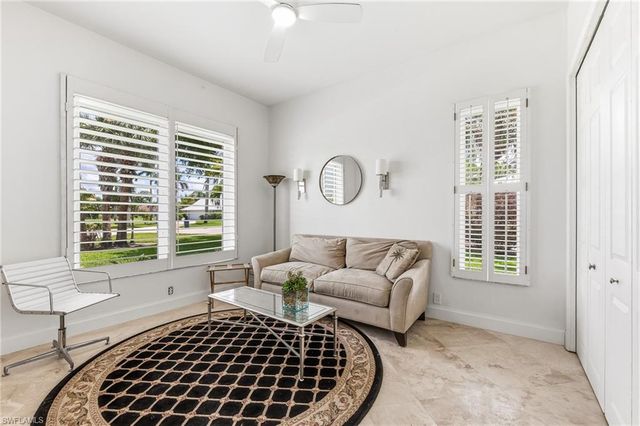 2205 NOBLE CT, Naples, FL 34110