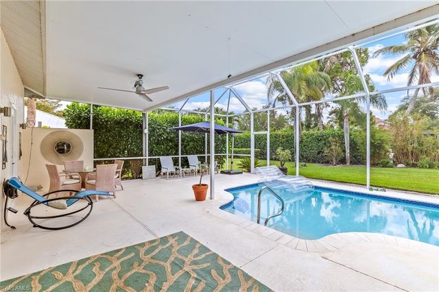 2205 NOBLE CT, Naples, FL 34110