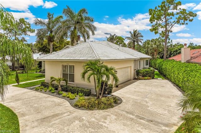 2205 NOBLE CT, Naples, FL 34110