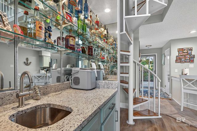 4603 PORT SIDE Lane 303, Gulf Shores, AL 36542