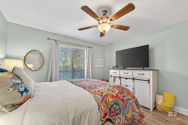 4603 PORT SIDE Lane 303, Gulf Shores, AL 36542