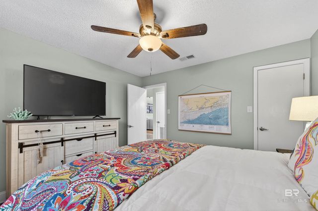 4603 PORT SIDE Lane 303, Gulf Shores, AL 36542