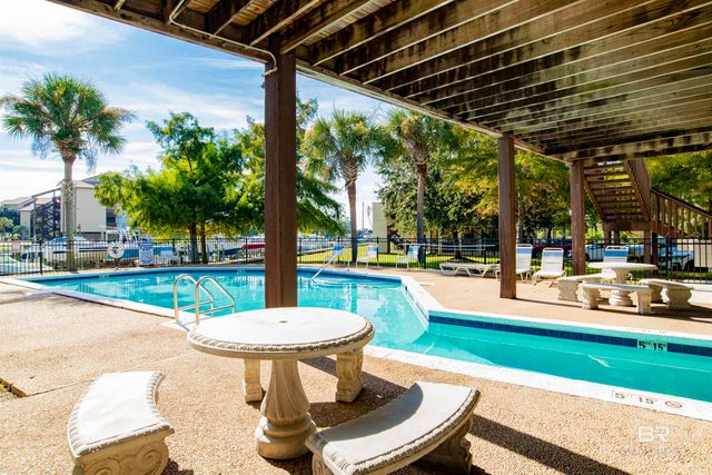 4603 PORT SIDE Lane 303, Gulf Shores, AL 36542