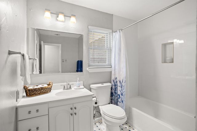 201 Olive Street, Hurst, TX 76053