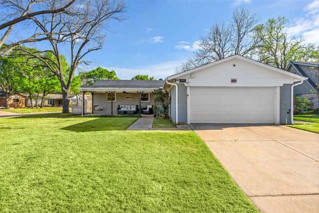 201 Olive Street, Hurst, TX 76053