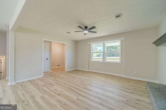 1351 Sommerset Drive, Lawrenceville, GA 30043