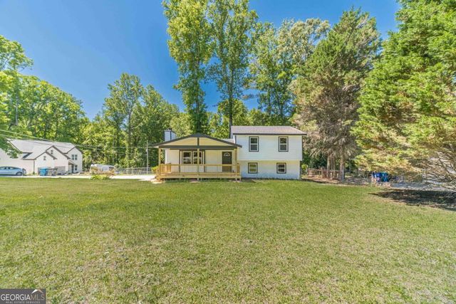 1351 Sommerset Drive, Lawrenceville, GA 30043