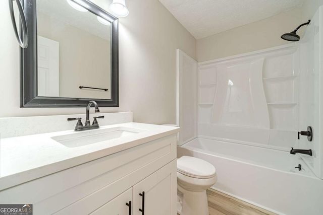 1351 Sommerset Drive, Lawrenceville, GA 30043