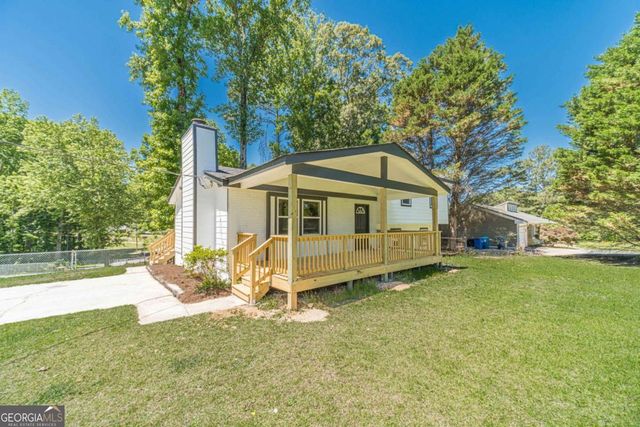 1351 Sommerset Drive, Lawrenceville, GA 30043