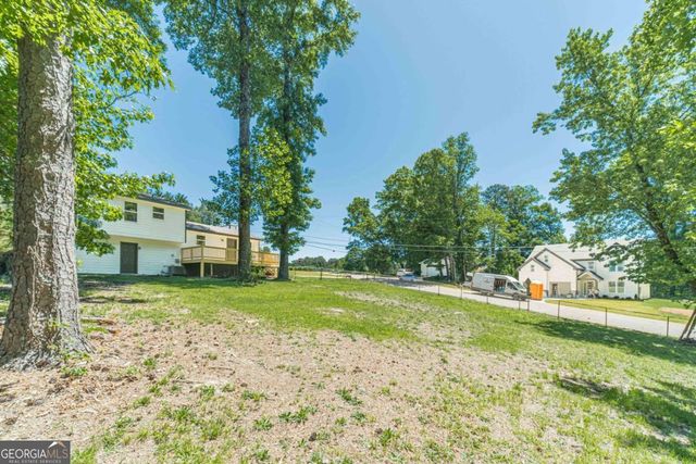 1351 Sommerset Drive, Lawrenceville, GA 30043
