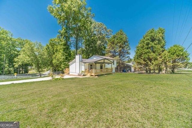 1351 Sommerset Drive, Lawrenceville, GA 30043