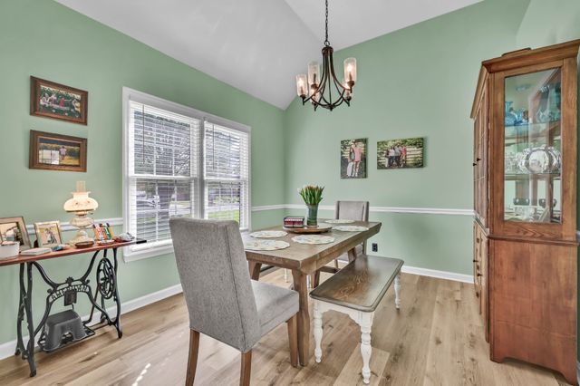 209 Longwood Ln, Clarksville, TN 37043