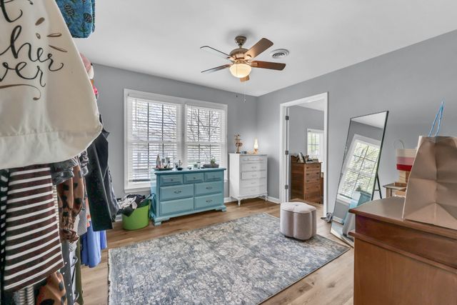 209 Longwood Ln, Clarksville, TN 37043