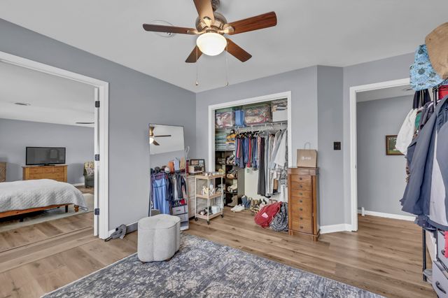 209 Longwood Ln, Clarksville, TN 37043