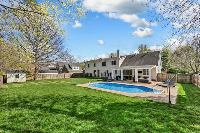 209 Longwood Ln, Clarksville, TN 37043