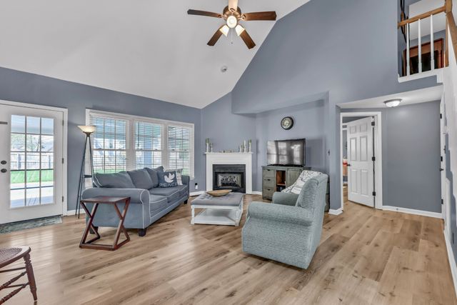 209 Longwood Ln, Clarksville, TN 37043