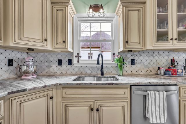 209 Longwood Ln, Clarksville, TN 37043